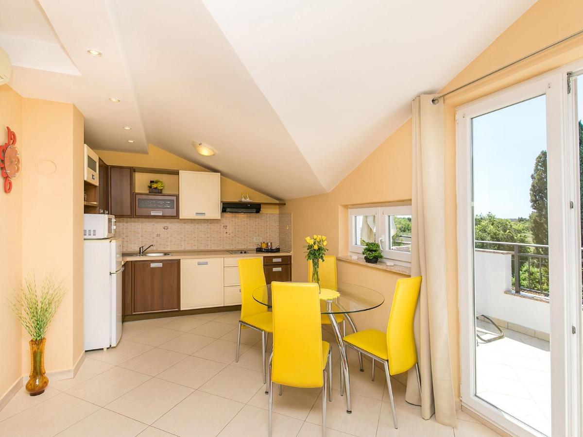 Apartment Labinjan Пореч Экстерьер фото